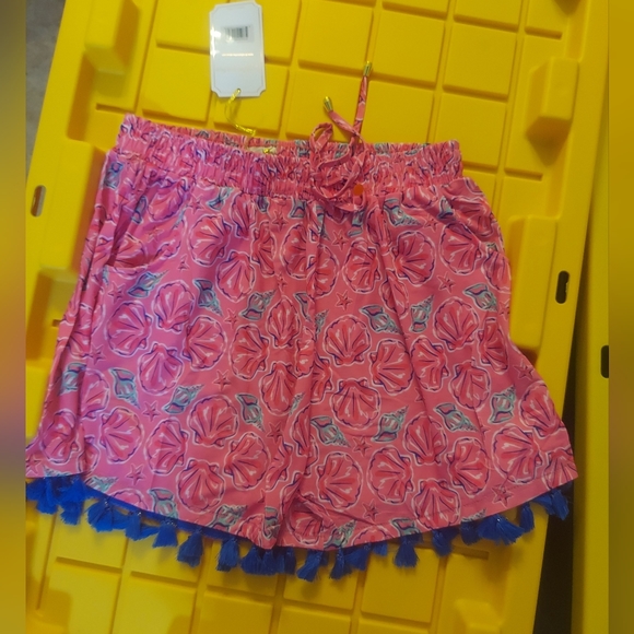Simply Southern Pants - Simply Southern Wilmington seashell&starfish tassel shorts nwt l/xl